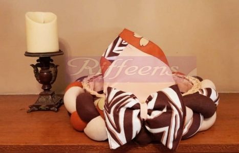 Off white & Brown With Printed Bow Basket